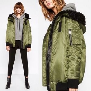 Zara The Hoodie Bomber Winter Coat Womens X-Small Army Green Insulated Puffer